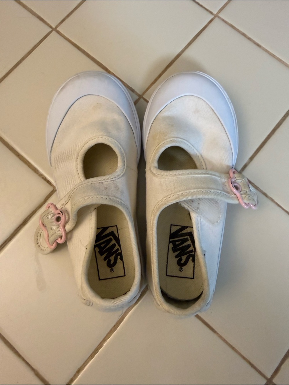 Vans Kids White Canvas Mary Jane Sneakers with Pink Buckle Accent